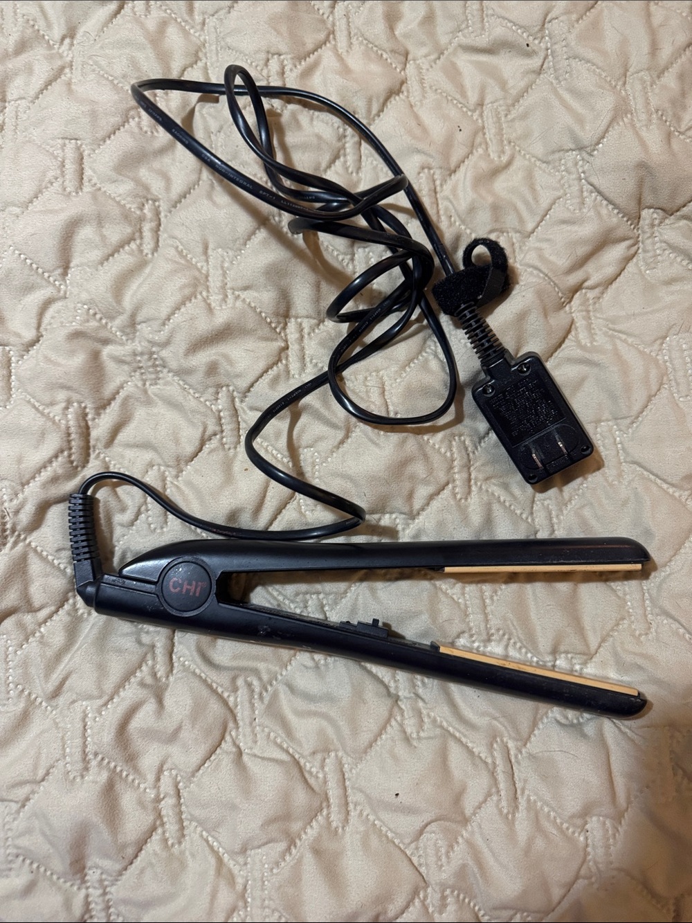 CHI Black Hair Straightener with Ceramic Plates -
